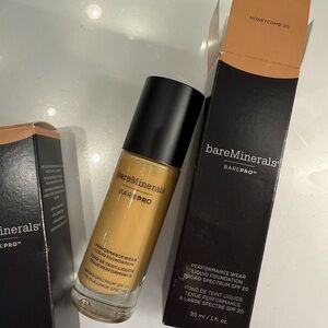 DISCONTINUED bareMinerals BAREPRO Performance WearFoundation - Honeycomb 20